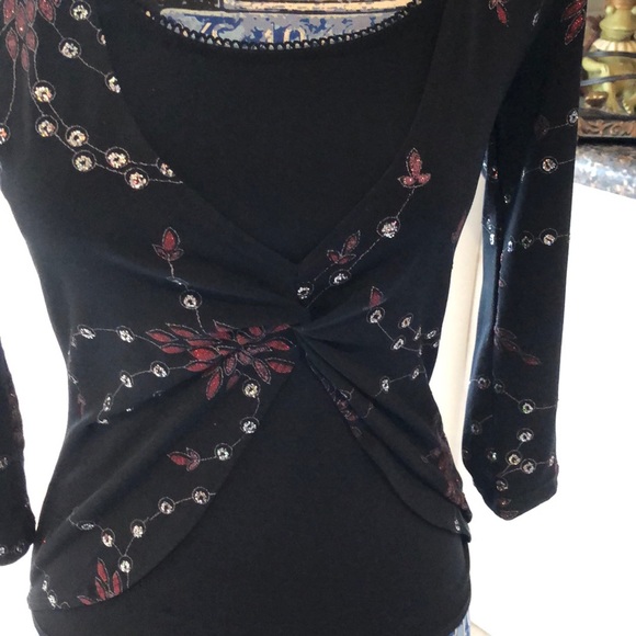 Byline Blouse - Picture 2 of 8